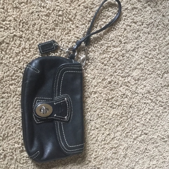 Coach wristlet - Picture 1 of 5